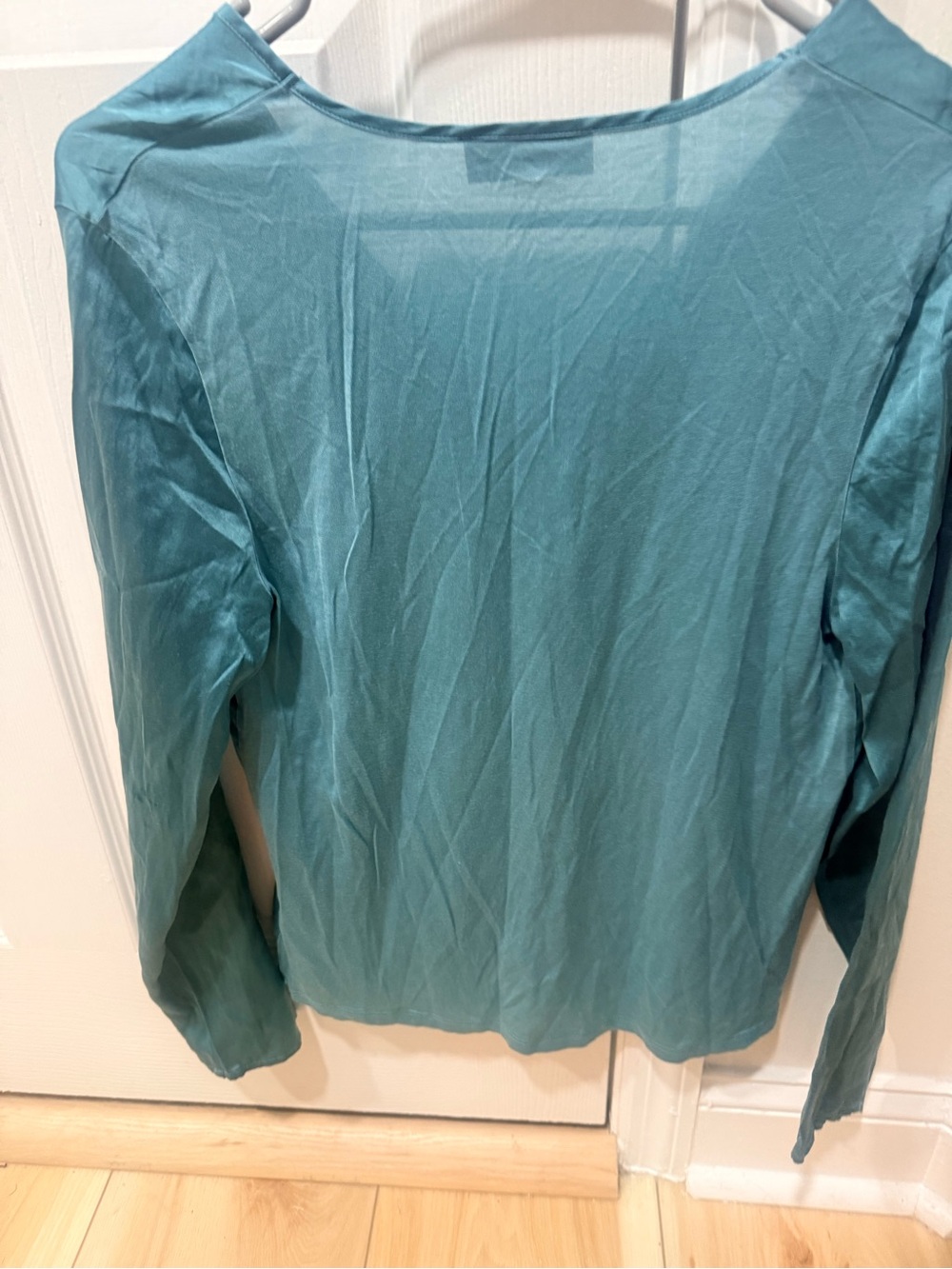 Falconeri Teal V-Neck Long-Sleeve Women's SilkTop - Picture 3 of 3